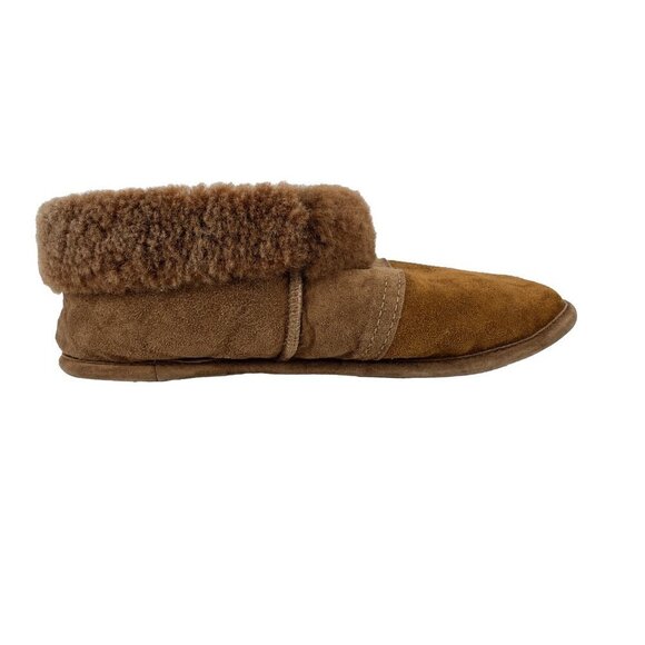 GRAVEL FOURRURES Made in Canada Brown Suede Slippers With Sheepskin Lining 7 - Picture 8 of 13
